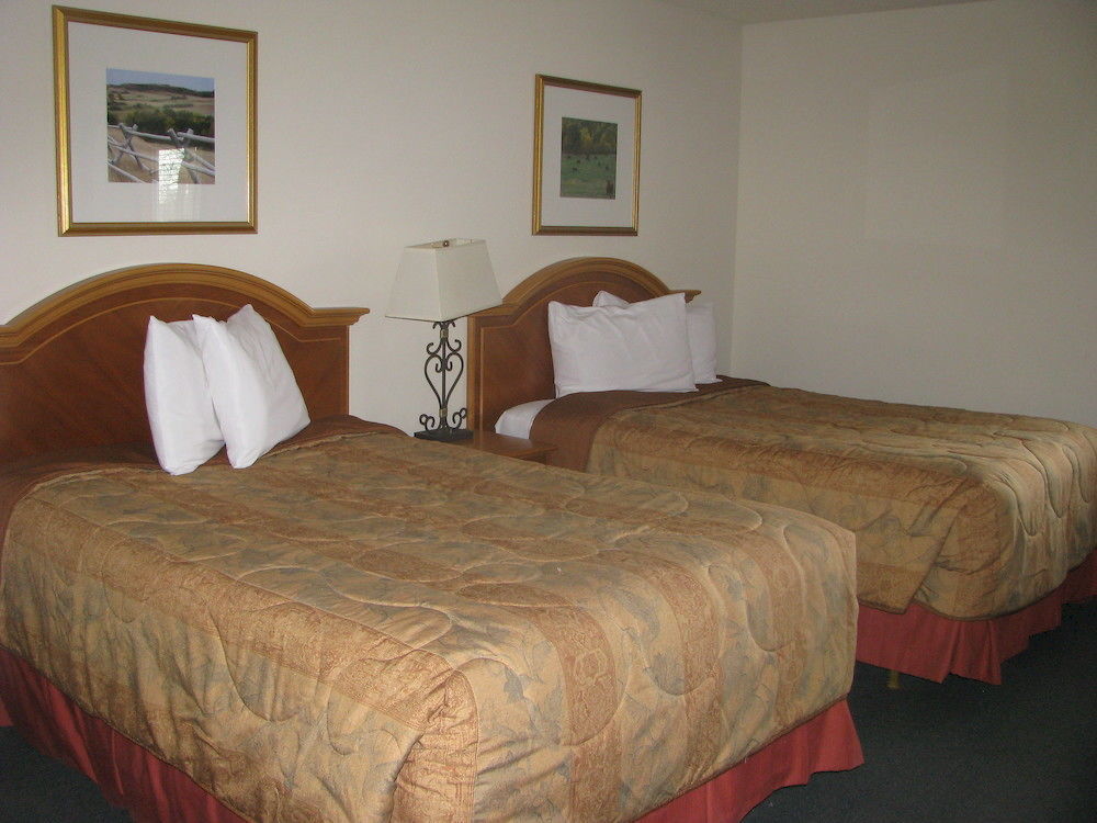 Mountain View Hotel Killdeer Екстериор снимка