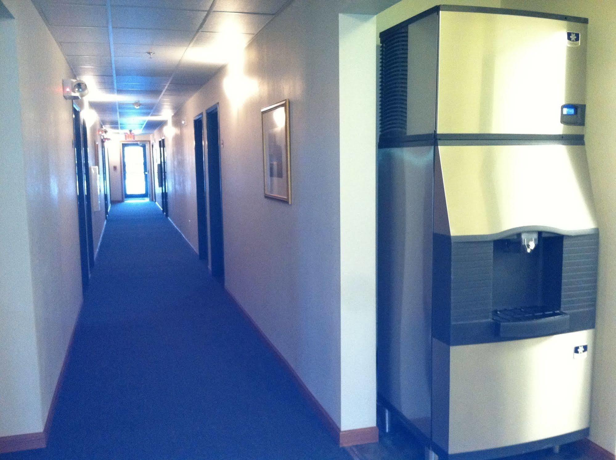 Mountain View Hotel Killdeer Екстериор снимка